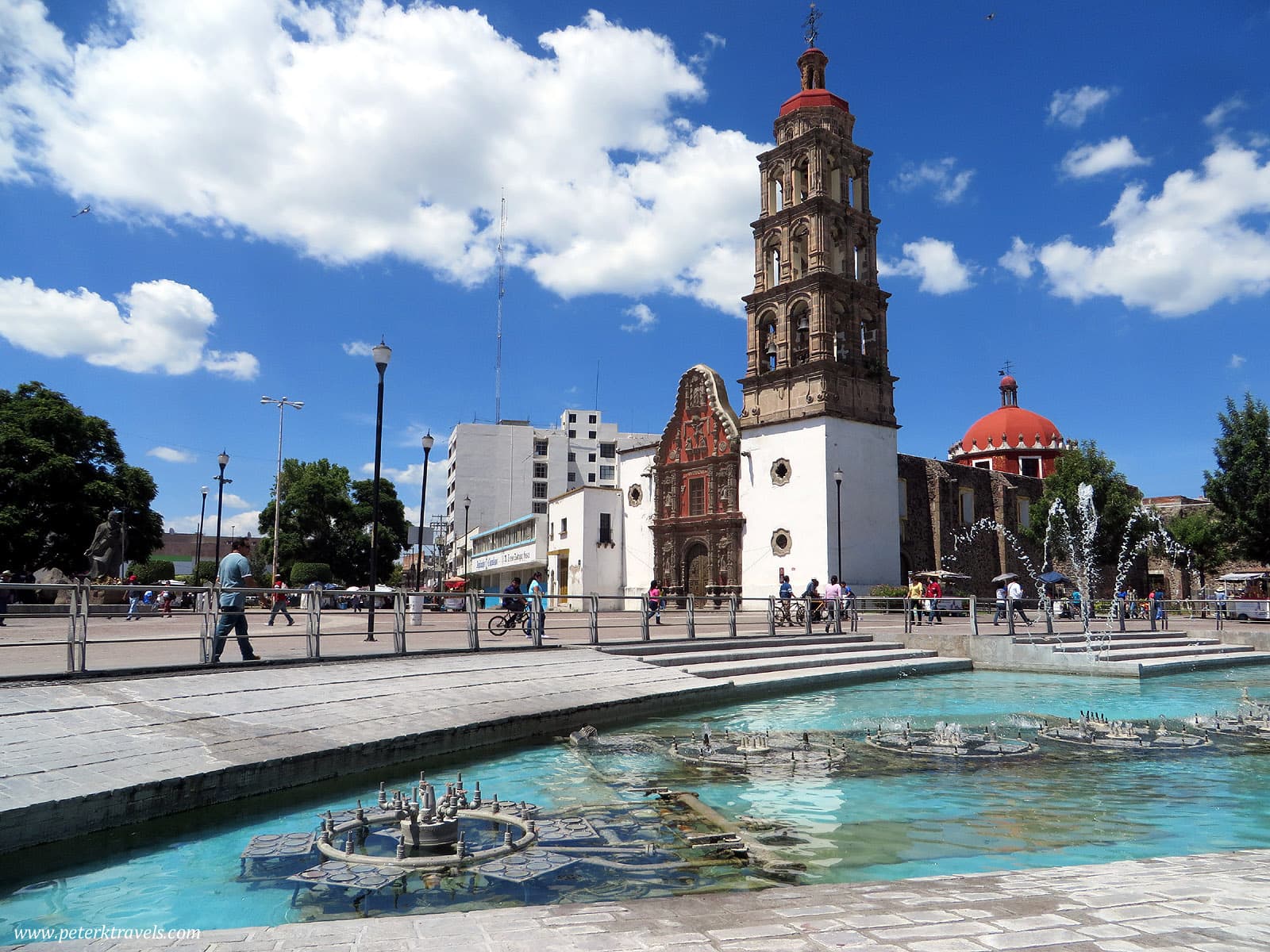 Los caminos de agua: historia de los canales y bordos de Irapuato