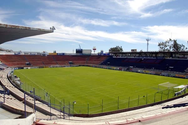 Estadio Sergio León Chávez